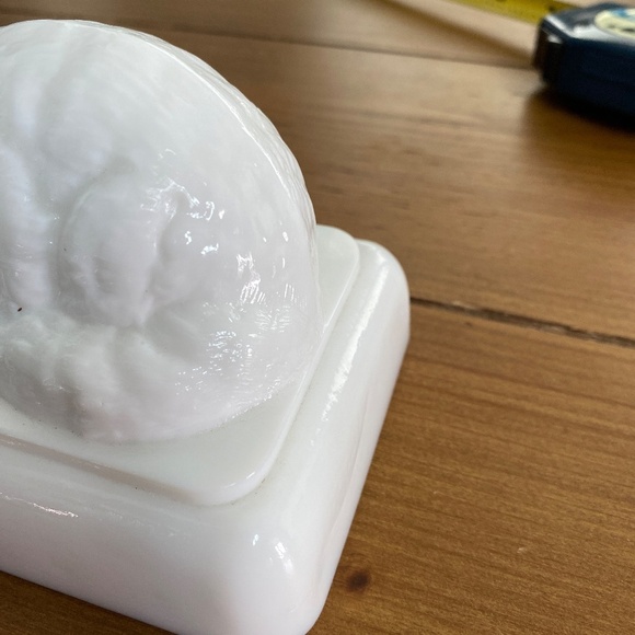 Westmorland White Milk (TOP ONLY) lGlass Cat w/ blue Glass Eyes Butter Dish Top - Picture 4 of 9